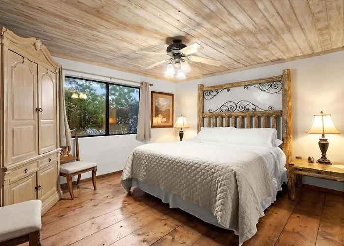 Apartment Adobe Village